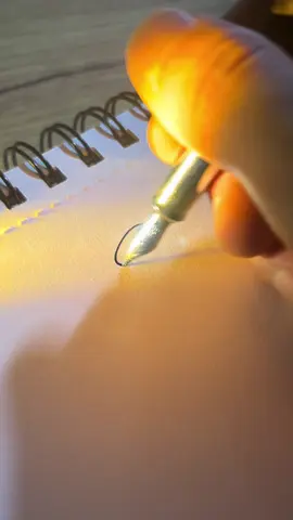 How to sign the letter E?❤️