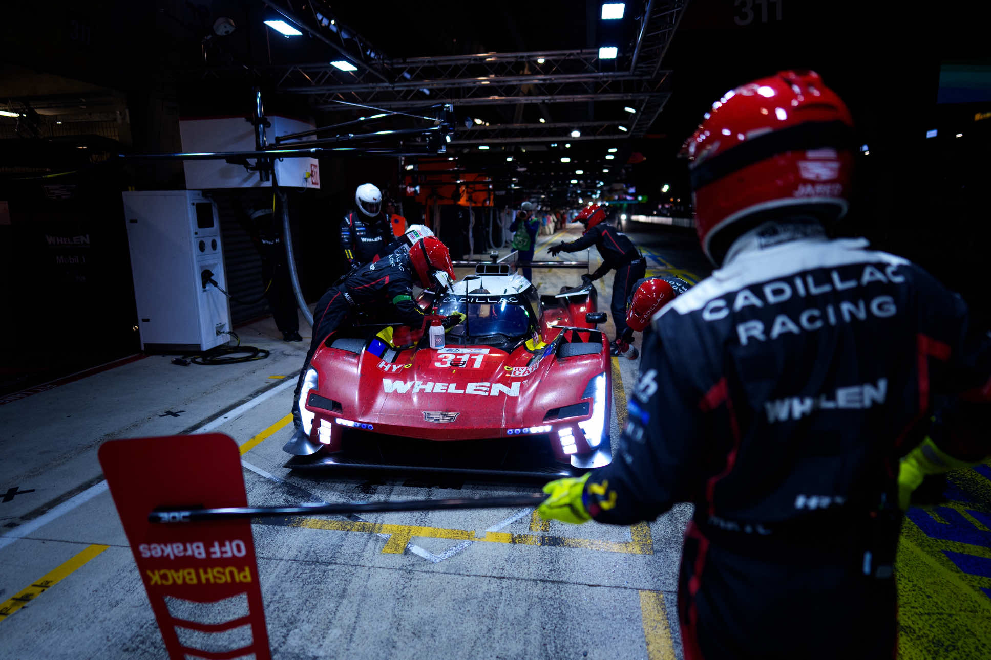 Brain: “Focus.” Also brain: 🎶🎶🎶 #24hlemans #WEC #LeMans 