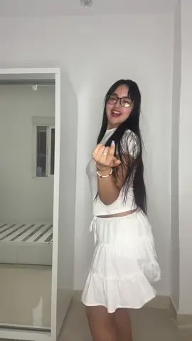 🫦🤍