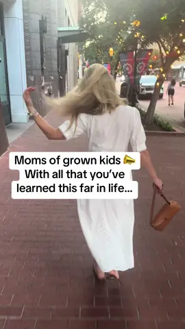 Get the book!  Life After Kids: Rediscover yourself and Thrive Beyond Motherhood is now available for presale on Amazon! #lifeafterkids #womenover40 #emptynesters #thrivinginmidlife #emptynest #booklaunch 