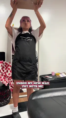 Busier times mean bigger wax pot#unboxing#unboxingvideo#honeycombwaxco#fypp#new#waxer#azwaxer#az 