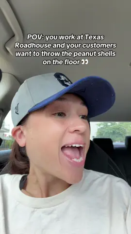 Who remembers the peanut shells on the floor?! #texasroadhouse #comedy #crazycustomersbelike #customersbelike #customers #difficultcustomersbelike 