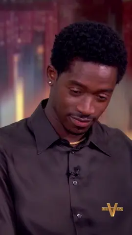 #F1TheMovie star #DamsonIdris discusses his family's support for his acting dreams and how his mom Philippa keeps him humble amid his success! ❤️
