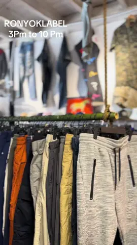 Alhamdulillah 1tahun kedai Beroperasi.YangMana Mencari Item Vintage,streetwear brand boleh Datang Kedai wave Sahaja Ronyoklabel Used Clothing #bundlemalaysia #streetwearfashion #vintagefashion #fyp 