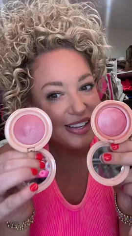 These blushes are so good and only $10! They have the prettiest shades with a shimmer so it’s like a highlighter & blush all in one! #blush #blushhack #blushreview #highlighter #affordablemakeup #summerblush #summerglow #glowingskin #glowingmakeup 