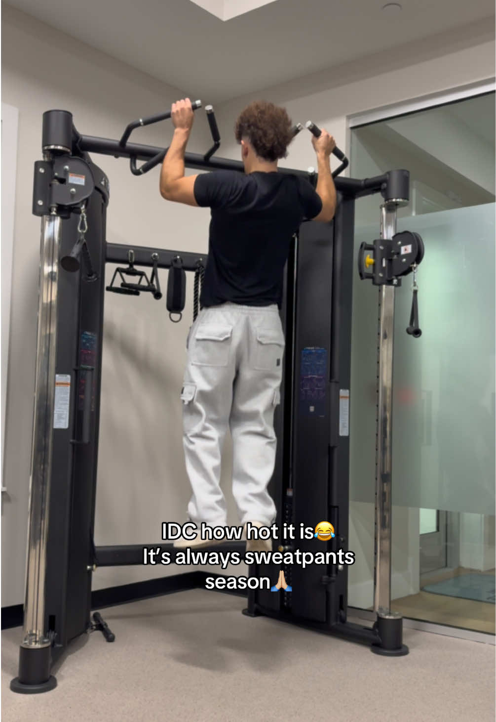 BEST SWEATPANTS‼️‼️‼️ #Summer #fyp #trending #viral #menswear #gymwear #gym #fbcounty #cargopants #sweatpants 
