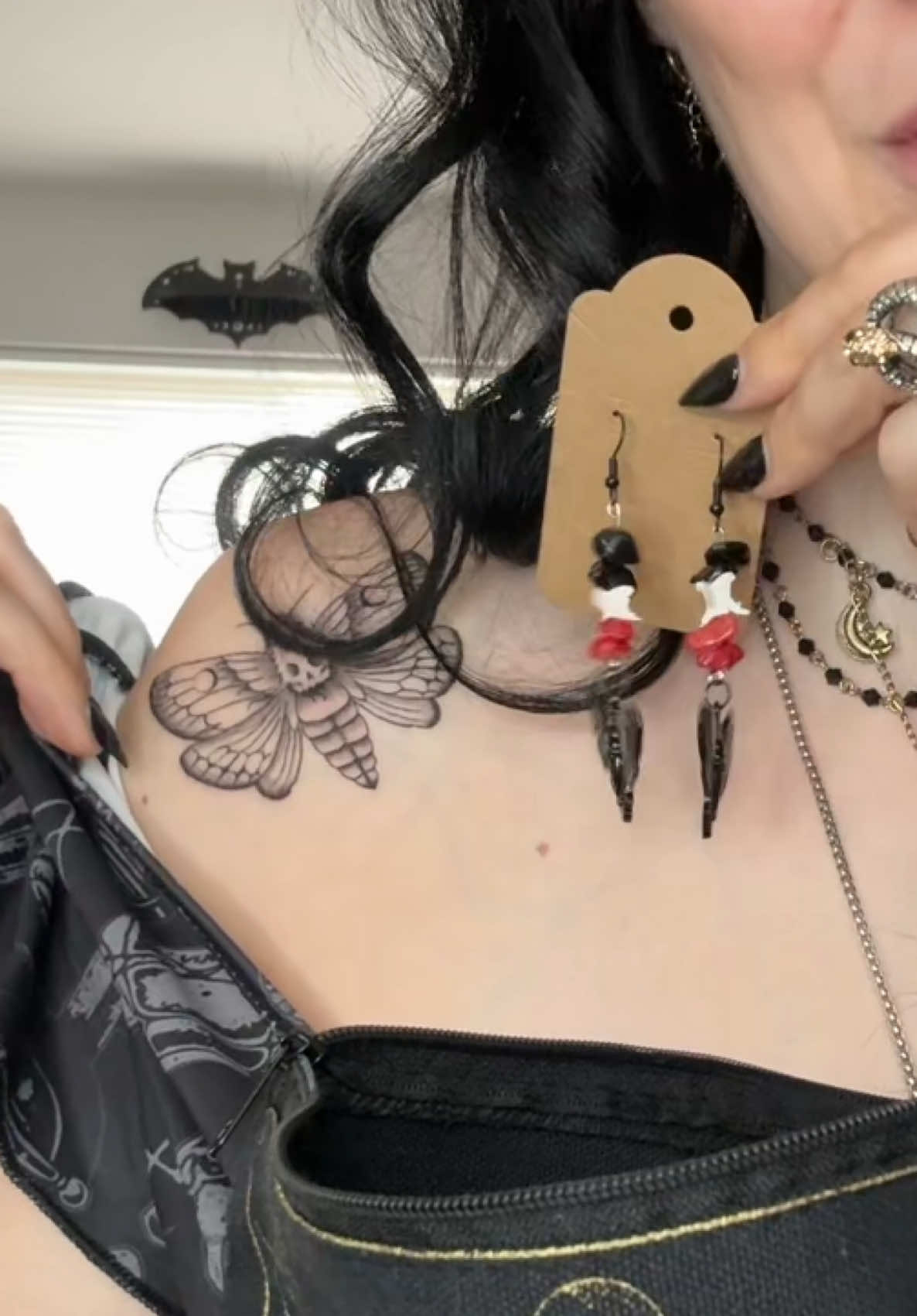 EVERYTHING IS FOR ME NOT FOR YEWWWW 😇 from @Adrienne ❤️ #jewelrytiktok #foryewwww #trendingvideo #fypシ゚viral #mysteryjewlerygirl #supportsmallbusiness #crystals #mysterybox #accessories #jewleryhaul #mystery #jewelry #jar #alttiktok #crystalsoftiktok #handmadejewelry #unboxing 