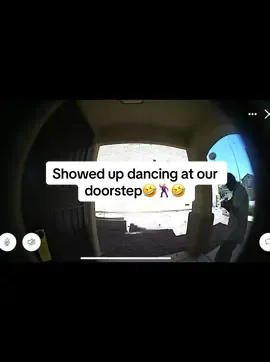 This random guy showed up at our door step ready to dance! 😩🕺🤣 #funny #humor #dancer #frontdoor #ringdoorbell #hilarious #fypage 