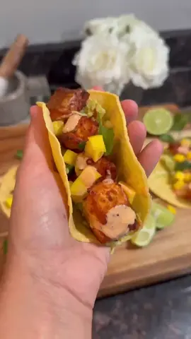 A full day of good eats 🙌🏼🧡  Ingredients:  Breakfast: 1 8-10 inch tortilla  3 eggs  2 heaping tbsp low fat cottage cheese  Salt  Pepper Onion Diced tomatoes  Spinach  Reduced fat mozzarella  Bake at 350 for 20-25 mins or until set I had low calorie cranberry juice with Korean Red  Ginseng @JungKwanJang US  Lunch:  Low calorie tortillas  Salmon ( air fried 400F for 17 mins)  Seasoned with garlic powder, onion powder, paprika, cumin, salt, black pepper  Cole slaw mix mixed with guacamole Diced Mango,  for topping  Sauce: Greek yogurt, honey, chipotle adobo sauce  Dinner: Air fired low calorie tortilla  Shrimp  Cucumber  Tomato  Cilantro  Jalapeño  Lime juice  Garlic powder  Salt  Black pepper  #redginseng #koreanginseng #energybooster #immuneboost #cardibginseng #jkjeverytime #everytime #jungkwanjang #everytimeboost