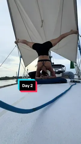 Day 2 🤸‍♂️⛵️🌊 #fyp #traveltok #boatlife #challenge #day2 #goals 