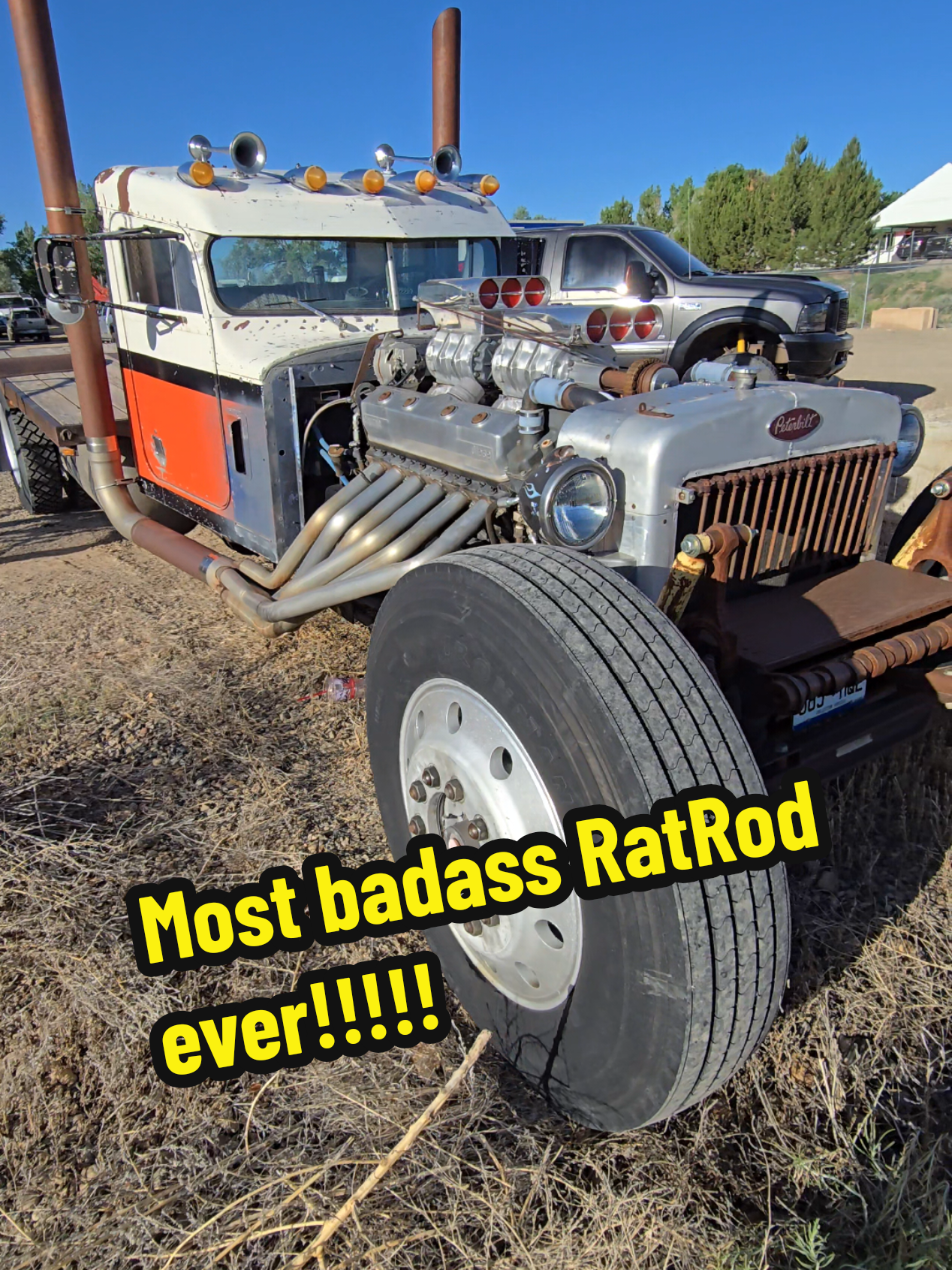 Coolest Rat Rod ever 😁🤘#ratrod #peterbilt #trucker #badass #truck #bigengine #detroitpower 