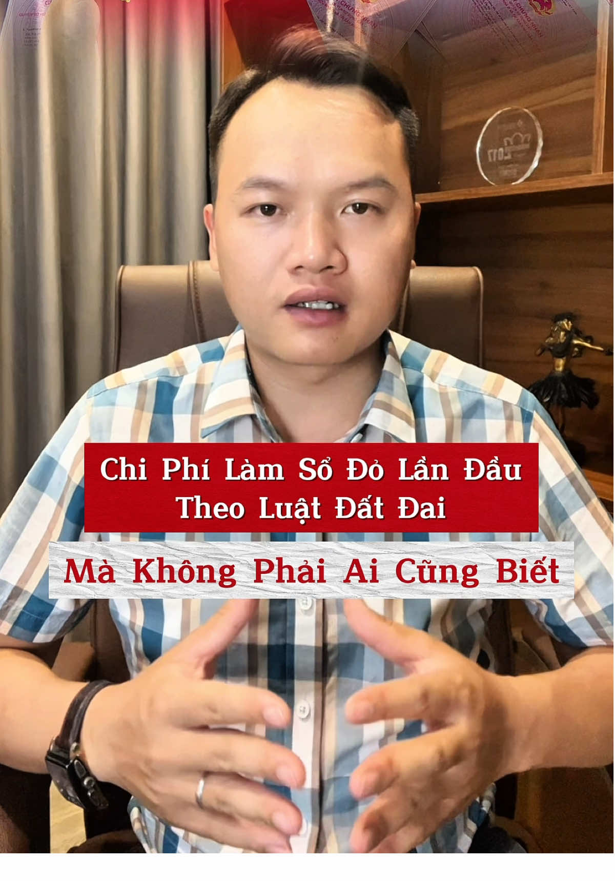 📌 Từ 01/7/2024, làm sổ đỏ có gì mới? Chi phí – thủ tục – miễn giảm: tất cả sẽ rõ trong 1 video! Rất nhiều người làm mà không biết mình có thể được miễn giảm tiền sử dụng đất → Hãy xem kỹ để tránh mất thời gian, mất chi phí không cần thiết! 💬 Để lại địa phương + tình trạng đất mình kiểm tra miễn phí giúp bạn nhé! #LearnOnTikTok #sổđỏ #sổđỏlầnlầu #luậtđấtđai2024 #luậtmớinhất #thủtụclàmđất #tưvấnbấtđộngsản   #nhàđấttiktok #kiếnthứcbđs #sổđỏtiktok #bấtđộngsảnchomọingười #địaphươngcấpxã   #chuyểnđổithổcư #thuếnhàđất #kiếnthứcbổích #tiktokluật #đăngkýđấtđai  