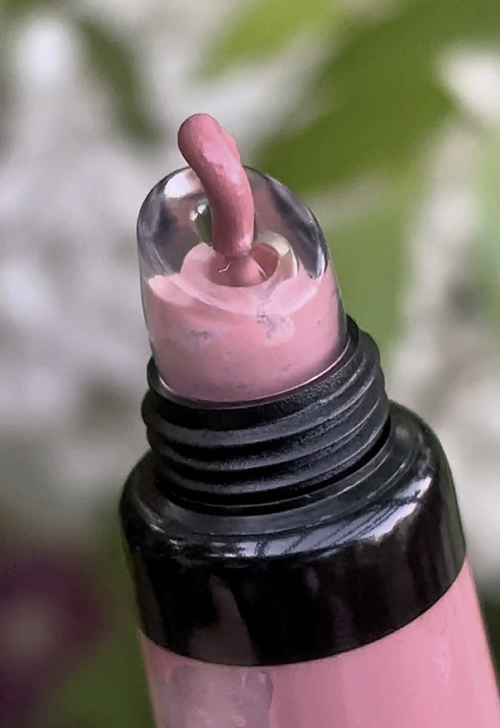 The lip balm that I use EVERY SINGLE DAY now 💋        This is *the* PERFECT shade of pink, and I love how smoothly it glides on + the gorgeous shine that it gives my lips! But best of all - it has been protecting my lips from sun damage with the SPF 15 that it’s formulated with.      I love @Laura Geller Beauty lip products so much, but this is definitely the best one yet!          🛍️ click on the orange cart to grab yours! 🛒       There are 3 shades -   👄 Bliss on the Beach (this shade!) 💋 Sunset Sands 💄 Golden Hour               @Bliss World  #creatorsearchinsights #laurageller #makeup #tiktokshop 