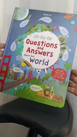 ganitong libro ang gustong gusto ng mga Bata Ngayon!!! #usborne #book #kidsbook #questionandanswers #aboutourworld #books #fyp #fypage 