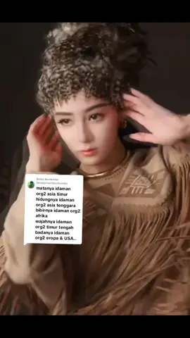 Membalas @feraapriantysuhendar tapi dia ga pernah bilang dia cantik tapi AQ yakin dia sadar dia cantik banget maka nya dia hobi banget foto & dia pernah bilang mertua mana yang bisa menolak dia 😅😅😅 dia ini sadar dia cantik tapi dia terlalu rendah hati & ga terlalu pamer orang nya😂😂 #dilraba #dilrabadilmurat #dilrabadilmurat迪丽热巴 #china #drama #fyp 