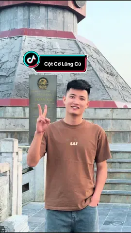 Đu trend thành công tại Cột cờ Quốc gia Lũng Cú - nơi địa đầu Tổ Quốc🇻🇳🇻🇳🇻🇳. Bạn đã đến đây chưa ? #lungcu #dongvan #hagiang #tiktoktravel #vietnamtoiyeu #taochudu #trend 