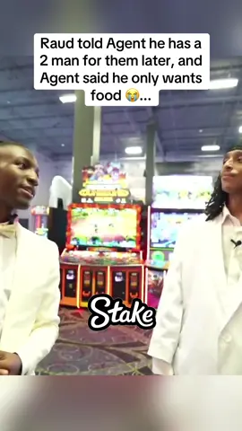 Raud told Agent he has a 2 man for them later, and Agent said he only wants food 😭... #raud #agent #streamerprom 
