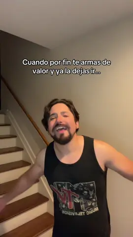 Bye bye 👋🏻 hahaha al fin me arme de valor! #reyli #alfinmearmedevalor #rolas #rolaschidas #adios #exnovios #desamor #dejarir #cancionesparadedicar #bye #crush #casialgo #cammps #videoviral #popenespañol #2000s #elefante #amor #valor #desapego #duelo 