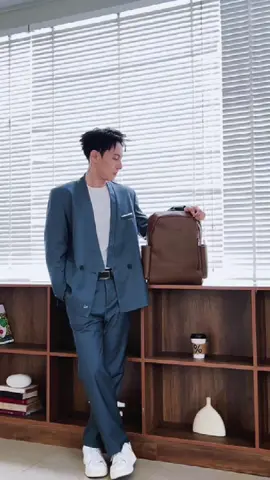 BALO LOWA - CÓ 2 NGĂN LỚN - NGĂN GIẢM SỐC ĐỰNG LAPTOP 14