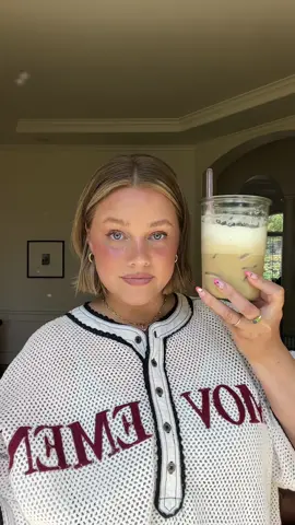 Extra extra ice plz #icedcoffee #icedlatte 