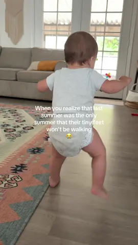 Last summer they were in their little newborn scrunch, now they’re walking 😭 watching your baby take their first steps is pure bliss, and a little heartbreak at the same time. How did you feel when your little one took their first steps? #babyfirststeps #babymilestones #lastsummer #middleofjune #relatablemom #parentinglife #firsttimemom #sahmlife 