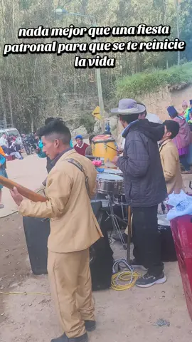 #sanantoniodequircan🇵🇪🇵🇪🇵🇪🇵🇪  #quircan_tierra_hermosa  #huanuco_perú❤️  #ambo  #mosca  #fiestapatronal  #orquestafolklorica🎷🎷  #vira  #tik  #foryoupage  #costumbresytradiciones  #fiestajunio  #naturalezaporelmundo  #perú_tiktok 