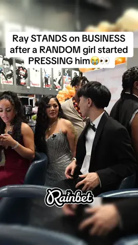 W Ray😭❤️‍🩹 #fypシ゚viral #rayasianboy #funny #standingonbusiness #twitch #fight 