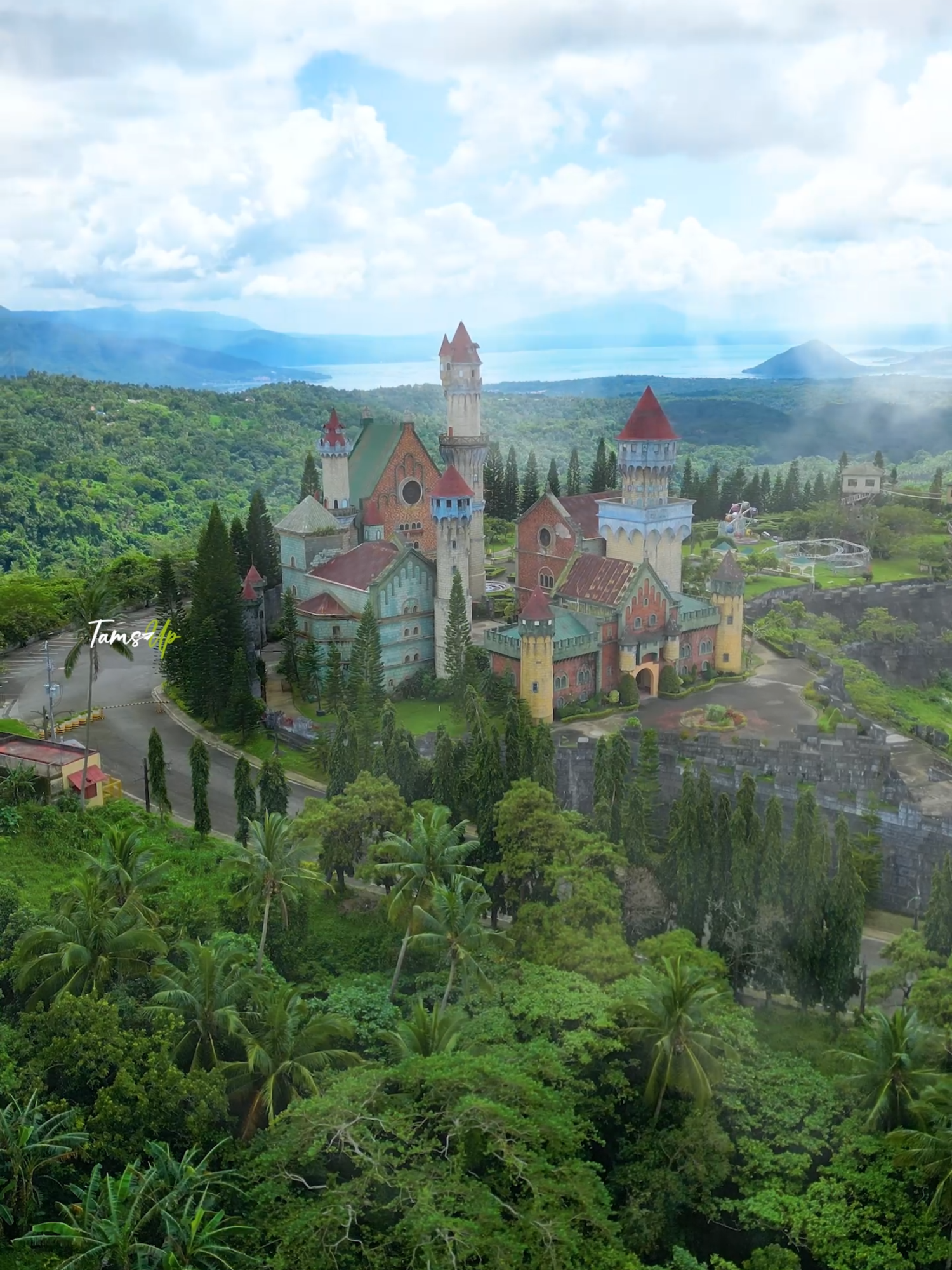 Ang ‘Disneyland’ ng Pilipinas… na NAGSARA NA 😭🏰 #FantasyWorld