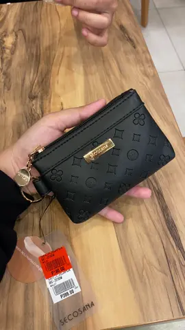 Secosana amisha monogram coinpurse #secosana #secosanaph #wallet #wallets #coinpurse 