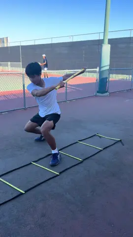Mobility drill for your backhand #tennisfitnesssanjose #tennisfootwork #training #Fitness #sport #performance #functionaltraining #fitnesscoach #fitnesscoach #tenniscamp 