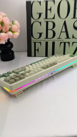 Một trong những bàn phím bán chạy nhất của chúng tôi, LINKY87, sẽ được restock vào tháng sau. #LINKY87 
