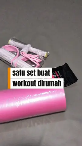 💅🏻Budget Irit, Badan Tetap Fit Kamu + alat workout ini = combo sehat & hemat! 📦 1 set isi 3: 🔹 Resistance band (buat semua level) 🔹 Tummy trimmer (perut rata bukan mimpi) 🔹 Matras nyaman (biar latihan makin mantap) Klik keranjang kuning ini aja bess 👇🏻 #fyp #foryoupage #sehat #tapimurah #sehatmurah #workoutroutine #dirumah #voova #trend #sound #vibes #night 