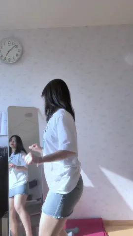 ဟေ့ လက်မြှောက်🤡🤌#fyppppppppppppppppppppppp #fypシ゚ #japan #follower #dance 🤌