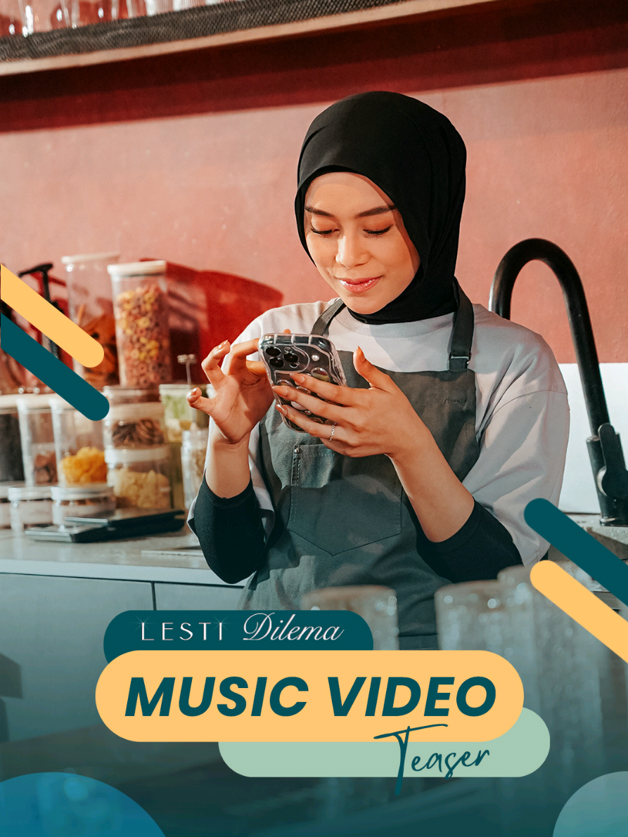 So, udah ada bayangan belum niiih music video @lestykejora 