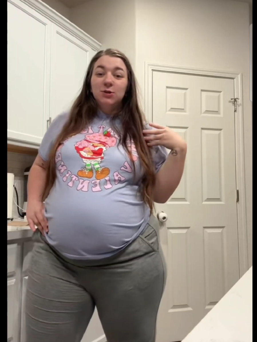 #curvy #bodypositivity #model #capcut #expansion #39 #pregnant #fatter #fat #estomago #barrigagrande #barriga #bellylove #bigbellygirl #biggirl #belly #hugebelly #weight #weightgain #beforeandafter #antesydespues #gordita 