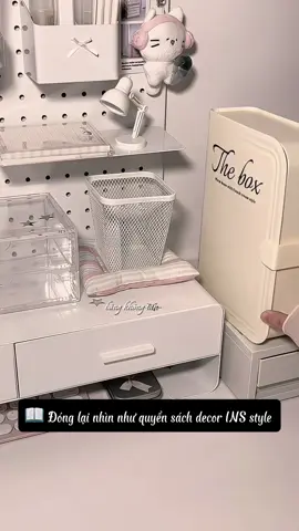Từ decor tới công nghệ, mọi góc nhỏ trên bàn học đều có thể nâng cấp mood nhờ loạt bảo bối siêu dễ thương này 🪄📚💡💗 #bangkhongtan #review #xh #viral #tips #meohay #tienloi #decor #Home #banhoc 