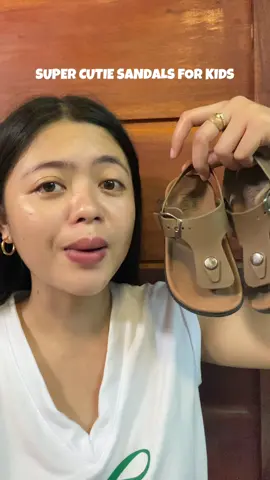 super cutie ng sandals for kids na’to comfy din since malambot 🥰 #sandalsforkids #kidssandals #footwear 