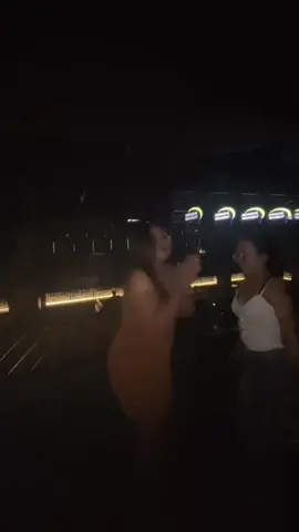 Om om ajak dugem dong 🤪