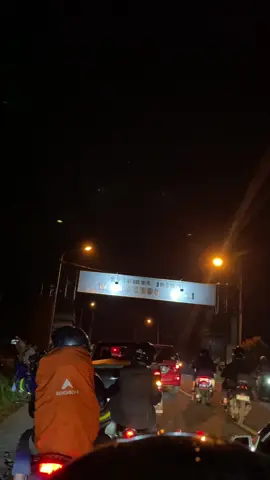 Ga ada yang bisa ngalahin vibes gendong carrier menuju BC.😍✨#pendakigunung #pendakiindonesia #pendakicupu #gunung #fyp 