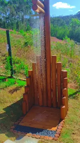 Nem sempre é sobre a água caindo… Às vezes é sobre a alma descansando 🌿🚿 Um cantinho assim acalma o corpo… É o tipo de silêncio que não pesa. Ele cura. 🍃 #Sil#SilêncioQueCuram#AlmaCampestrez#PazInteriorn#ConexãoComANaturezam#SimplicidadeQueEncantao#AconchegoVisualf#RefúgioDaAlmaesiaVisual #Ins#InspiraçãoDoDiacoraçãoExterna