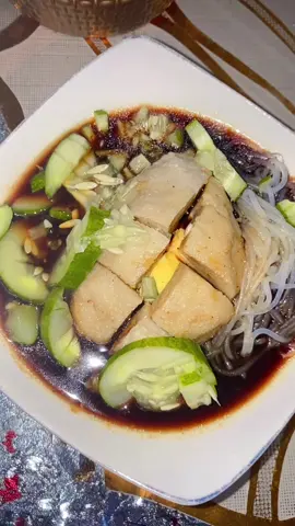 Pempek dlu dx g 🤤 #allahummabaariik #pempektelor #pangkalpinangpangkalkemenangan #bangkabelitung #fyp #life #pangkalpinangbabel #bangka #masyaallahtabarakkallah❤❤❤ #story #konten #pangkalpinang #masyaallah #viral #moment #yumm #pempekkapalselam 