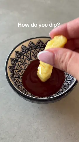 A perfectly long crinkle cut chip meets the dip 🥔🍟