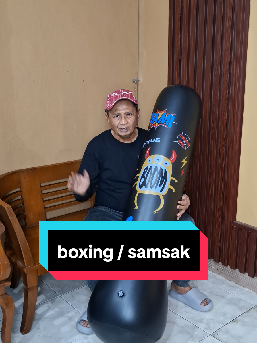 dapat melatih keterampilan motorik anak serta ketangkasan dan dapat melatih /msluapkan emosi anak , tidak membuat anak kecanduan gadget. #fyp #samsak #samsakanak #boxing #boxing🥊 #boxingball 