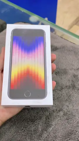 IPHONE SE.3 64 GB 🌸 Non Pta JV ❤️ 10 by 10 condition ✨ Battery health🔋100 Water pack 💧complete box non active 1 year apple warranty just box open Avalible at good price 💫🤩 #creatorsearchinsights 