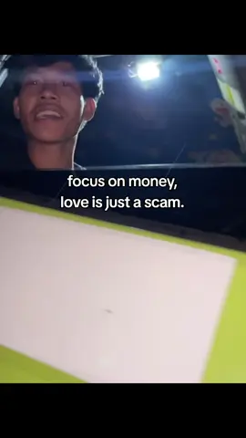 🤑