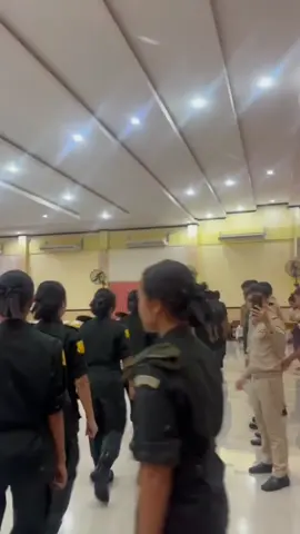 ขออนุญาตแอคนะคะ😄#รับตราชั้นปี #รดปี3แล้วค้าบ #โรงเรียนราชประชานุเคราะห53สกลนคร53 #ฟีดดดシ 