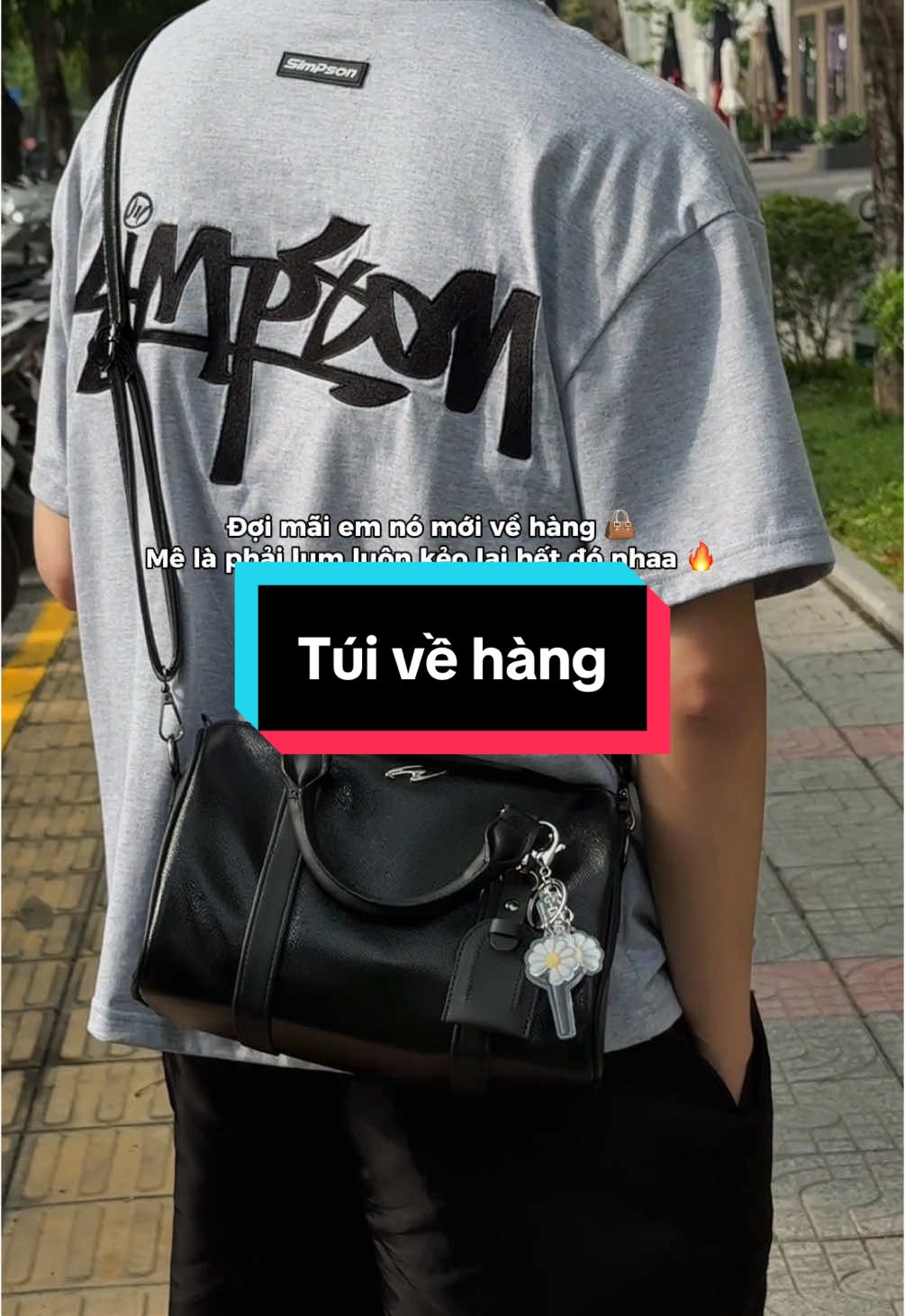 Mới về thêm ít stock 👜 anh em lụm lẹ thôiii ✨  #tuida #tuitrong #tuideocheo #tuiwhose #goclamdep #phukien #tuinu 