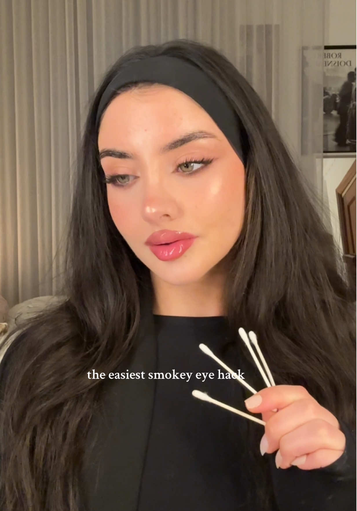 ohh my favourite hack to date  Products used:  @Charlotte Tilbury Bigger, Brighter Eye Filter Exaggereyes @Huda Beauty obsessions rube palette  @charlottetilbury eyeliner in shade pillow talk  @L’Oréal Paris panorama mascara  #grwm #girlthings #girls #girltherapy #makeup #makeuptutorial #makeuphacks 