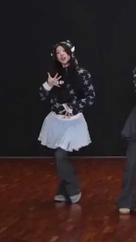 ’billyeoon_goyangi (do the dance)’ moka focus dance practice #illit #아일릿 #moka #모카 #sakaimoka #fancam 