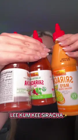these are so good!🙌🏼❤️ #Squeezemaxflavor #leekumkee #leekumkeesriracha 